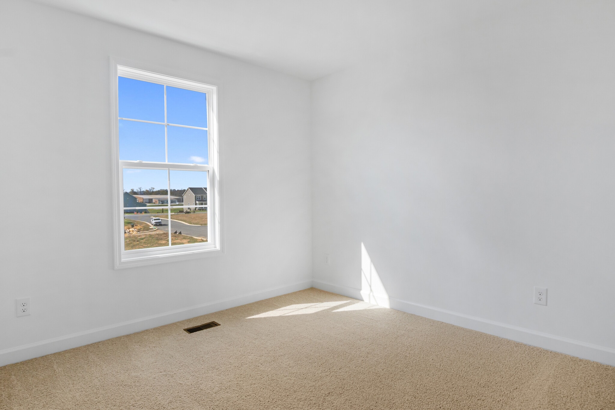 Building Photo - 1101 Balsam Ln