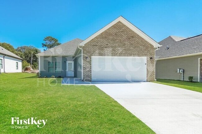 Primary Photo - 671 Troubadour Ln