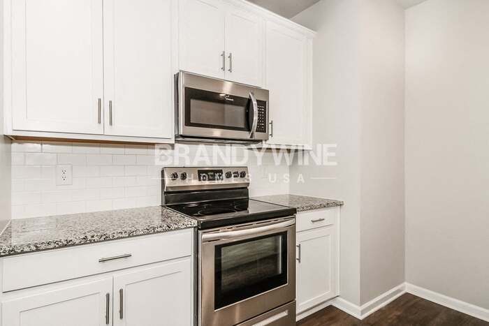 Building Photo - 211 Crestview Wy