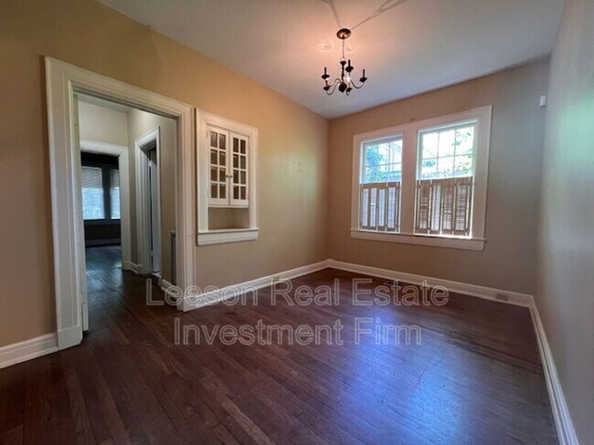 Building Photo - 2409 Fairfield Ave