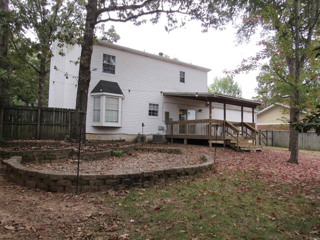 Building Photo - 303 Merganzer Dr