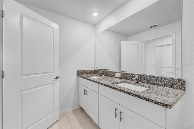 Building Photo - 8309 Cor Pne Wy