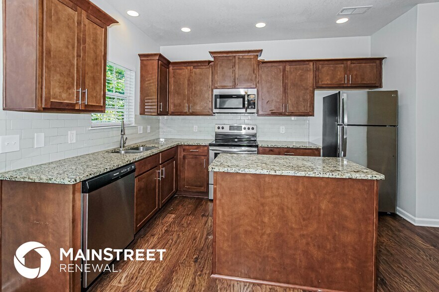 Building Photo - 2226 McCampbell Wells Way