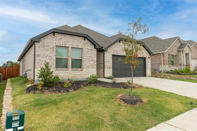 Building Photo - 2210 Gustavus Dr