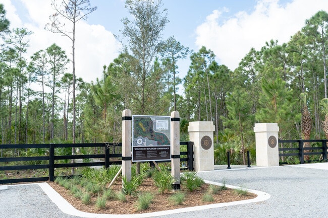 Building Photo - 10910 SW Pioneer Pkwy