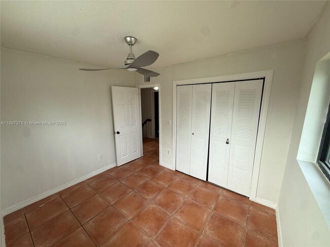Building Photo - 10865 Gibson Dr