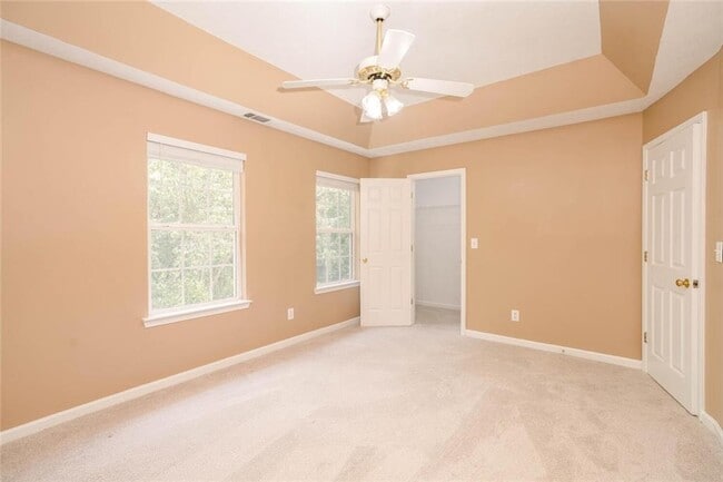 Building Photo - 102 Timber Ridge Dr