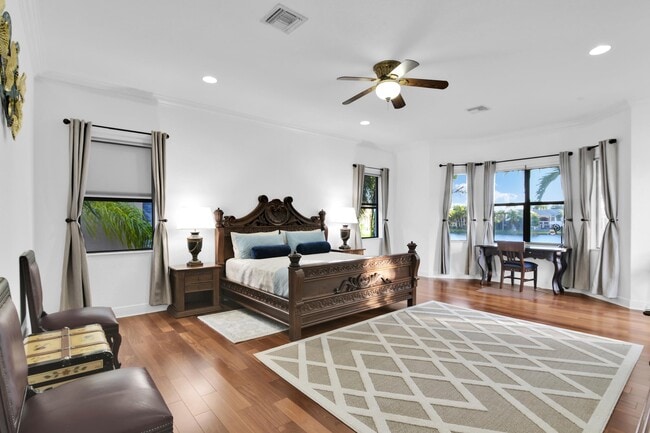 Building Photo - 10703 Versailles Blvd