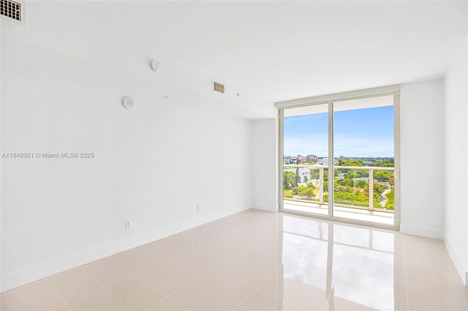 Building Photo - 4250 Biscayne Blvd