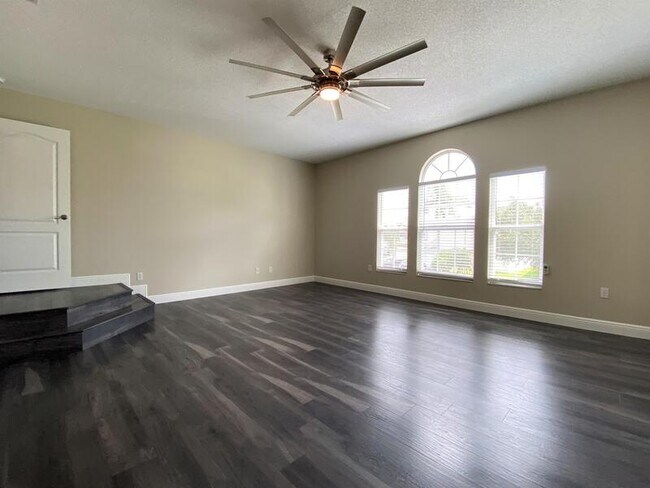 Building Photo - 4115 Andover Cay Blvd