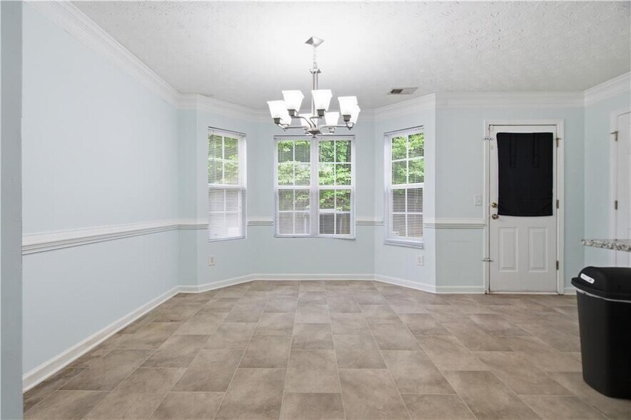 Building Photo - 5606 Union Pointe Dr