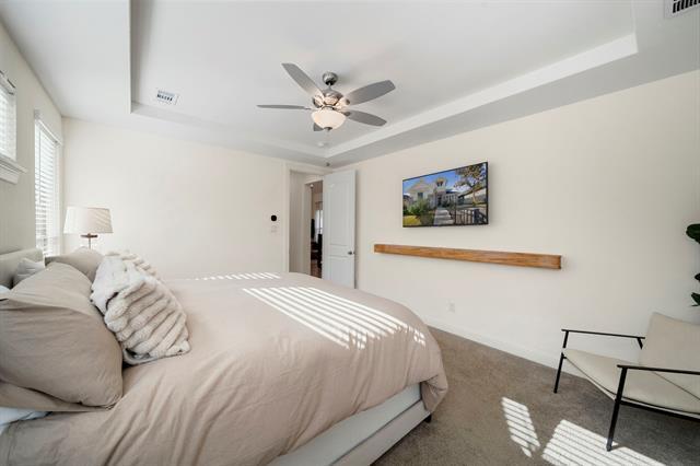 Building Photo - 8109 Mdw Vly Dr