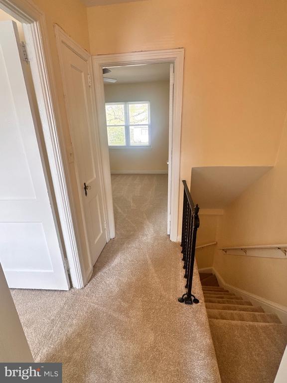 Building Photo - 3433 Clay St NE