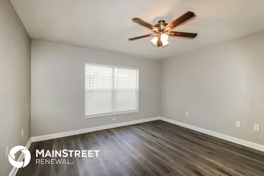 Building Photo - 3411 Gramercy Ln