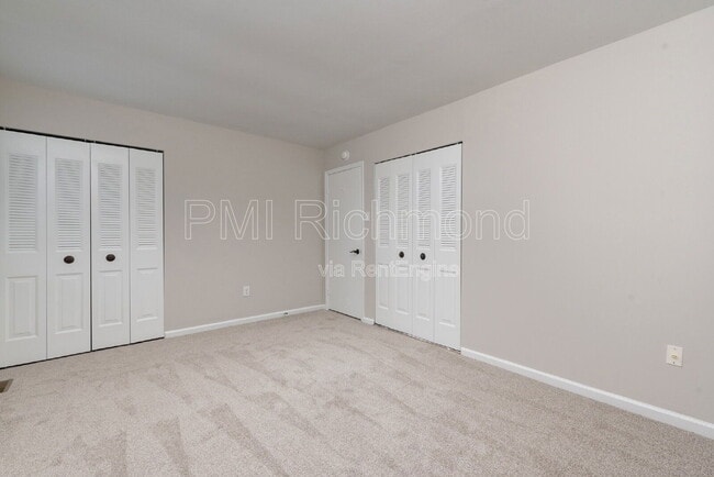 Building Photo - 1617 Congressional Ct