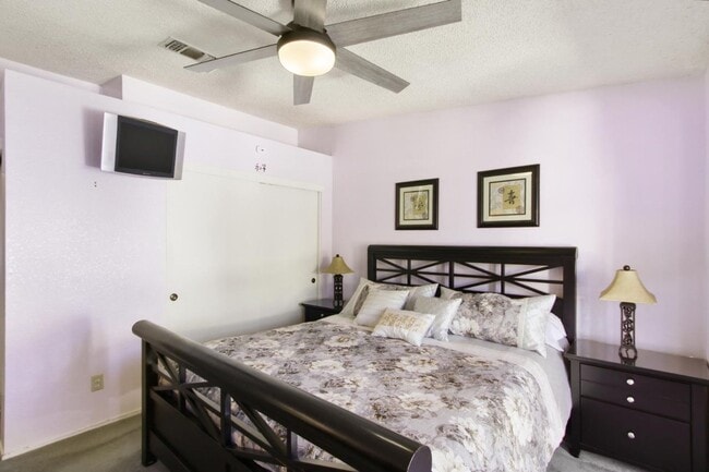 Building Photo - Charming 3 Bed / 2 Bath Home in Woodland