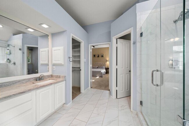 Building Photo - 202 W Greywing Cir