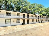 Building Photo - 2/1 apartment in downtown Brandon for rent!!