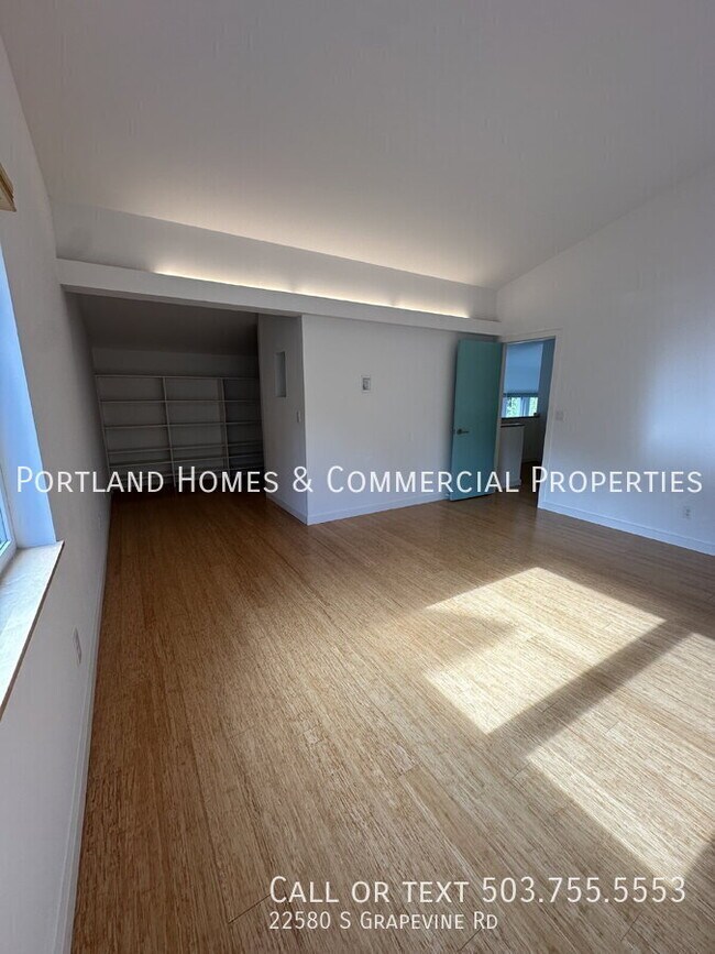Building Photo - 22580 S Grapevine Rd