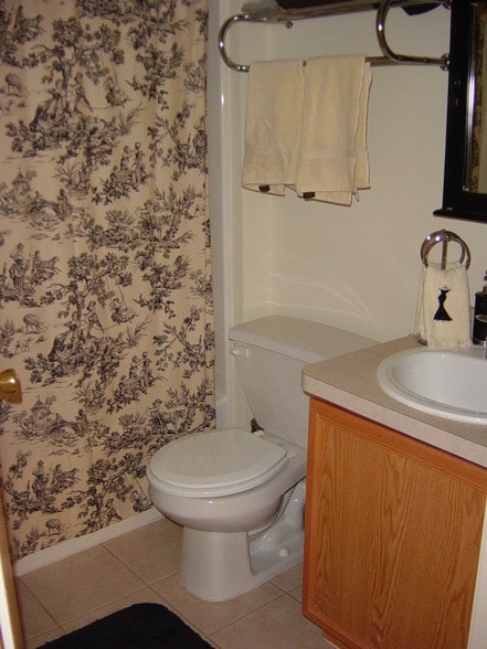 bathroom - 103 Pipetown Hill Rd