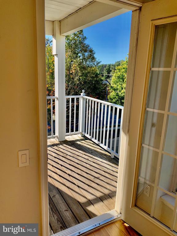 Building Photo - 6149 Stonehenge Pl