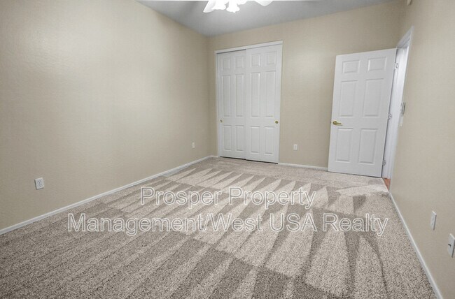 Building Photo - 17547 W Calistoga Dr