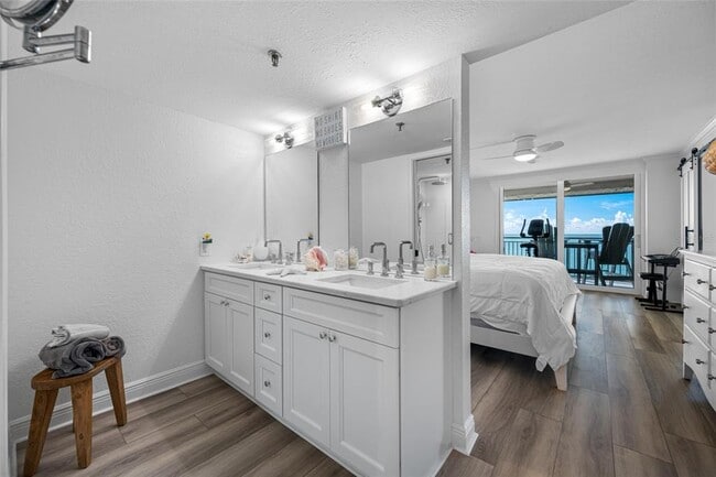 Building Photo - 6372 Palma Del Mar Blvd S