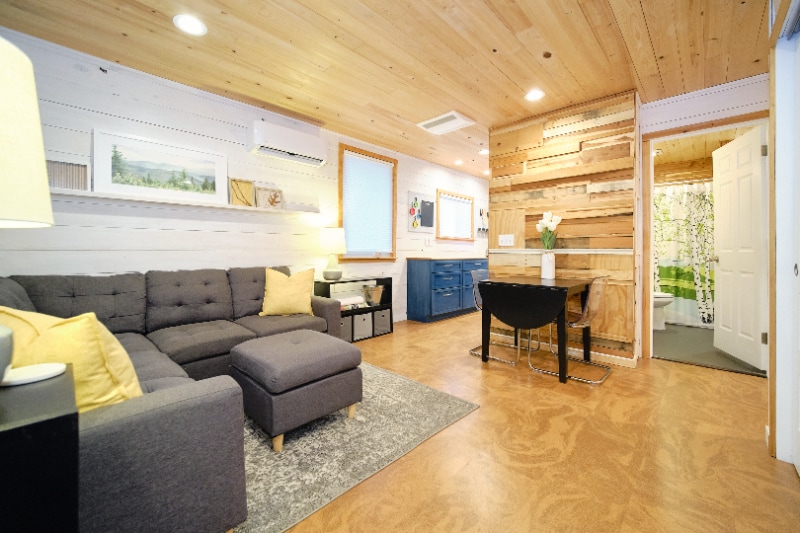 Building Photo - 2101 Tarrywood Dr