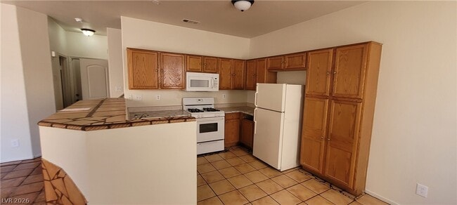 Building Photo - 2506 Lady Elizabeth Ct