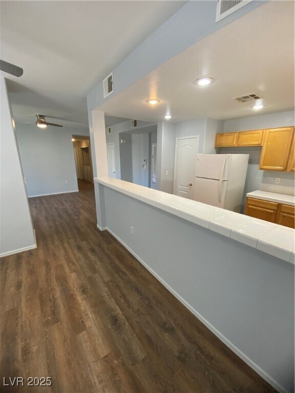 Building Photo - 2325 Windmill Pkwy