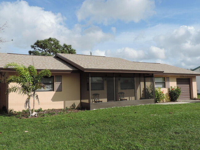 Primary Photo - Three bedroom ranch home in Palm Bay.