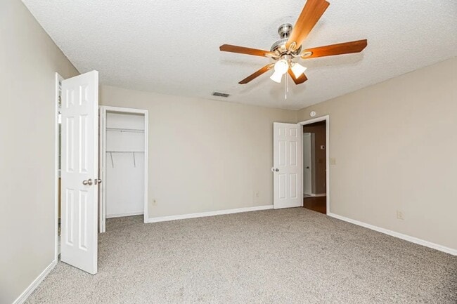 Building Photo - 11310 Rustic Wheel Ct