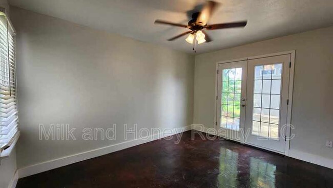 Building Photo - 3701 NW 60th St