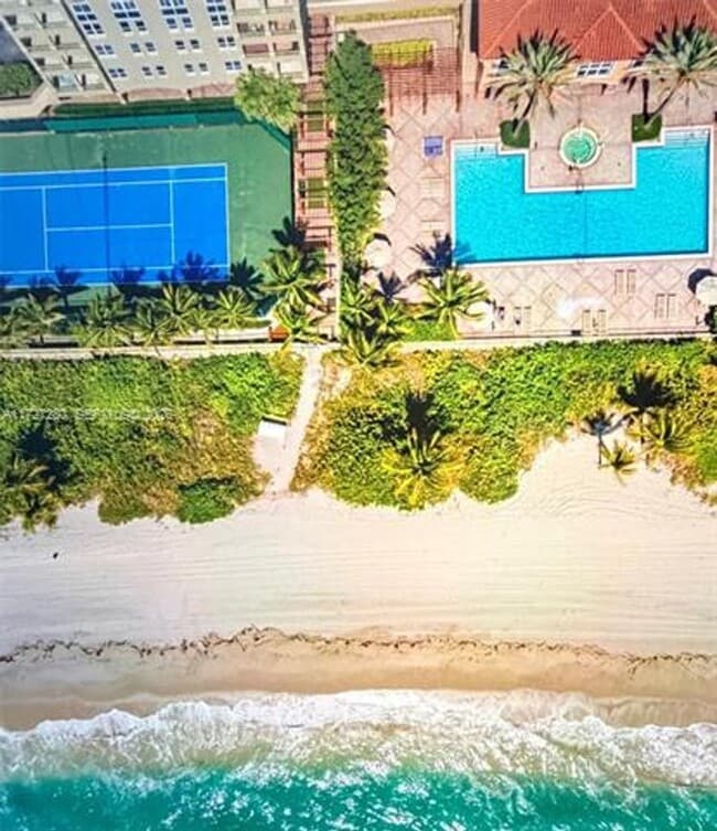 Building Photo - 2080 S Ocean Dr