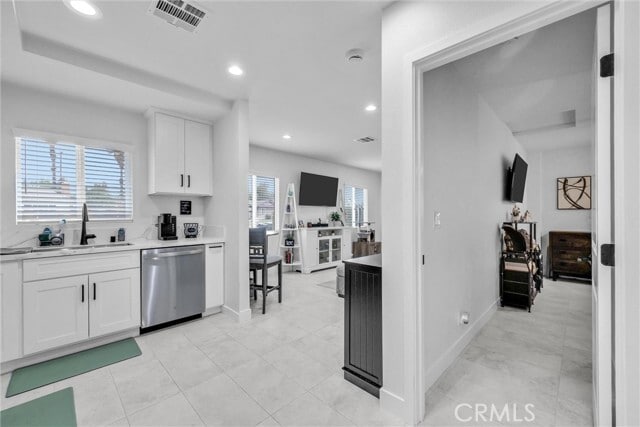 Building Photo - 12363 Loraine Ave