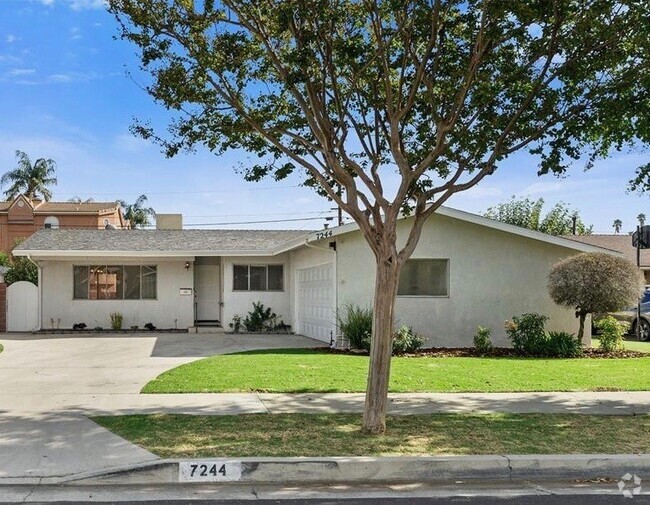Building Photo - 7244 Jumilla Ave