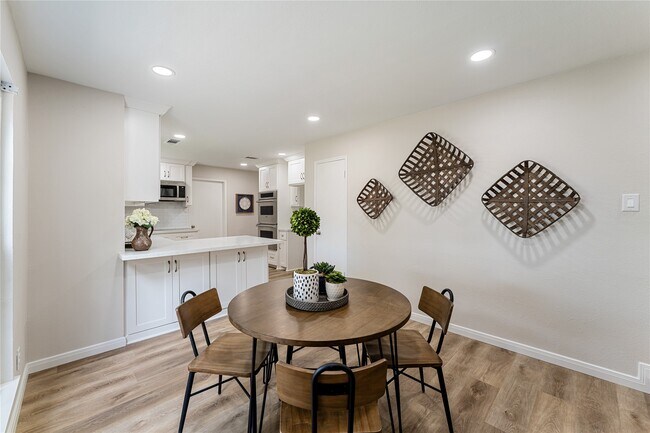 Building Photo - 14807 Joshnomi Ln