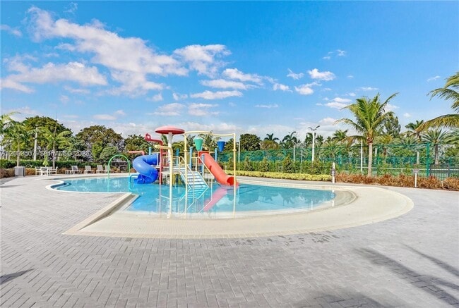 Building Photo - 10500 NW 78th Terrace