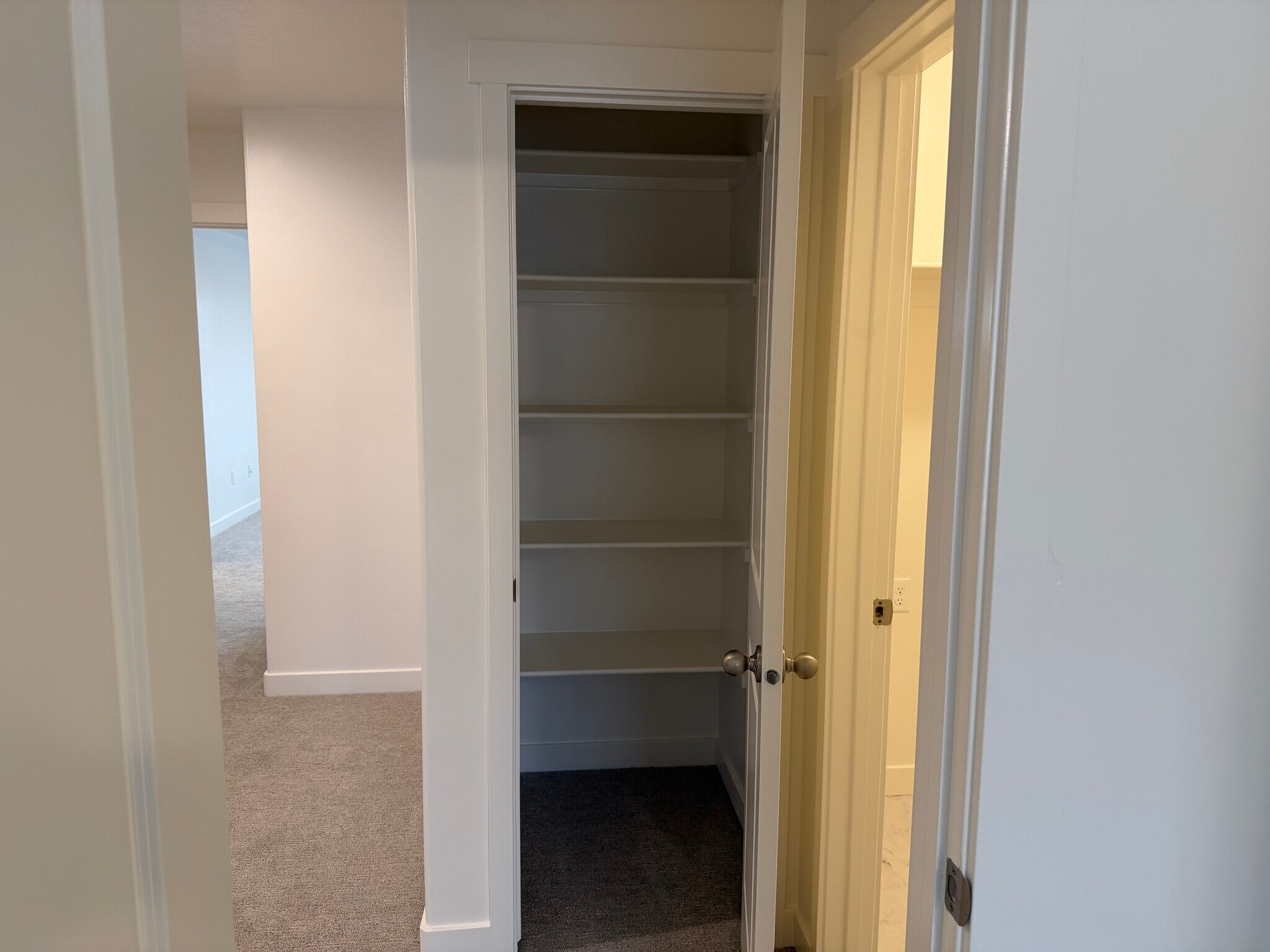 Building Photo - 1485 N 305 E