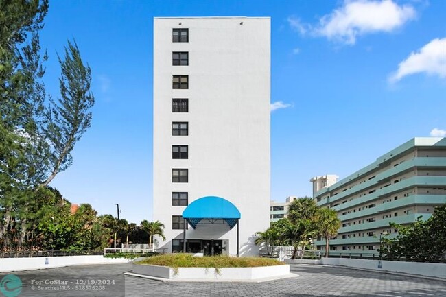 Building Photo - 1500 N Ocean Blvd