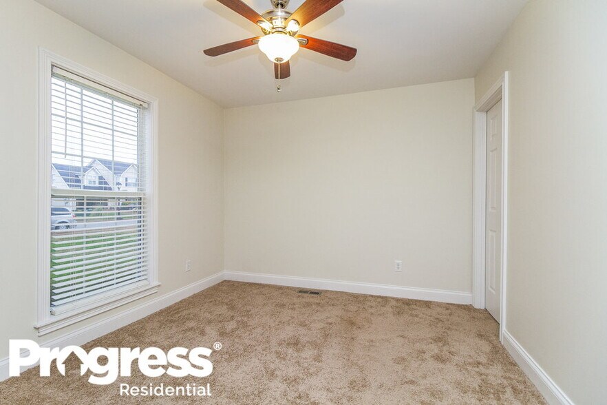 Building Photo - 2062 Prescott Way