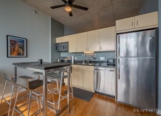 Building Photo - 1720 S Michigan Ave