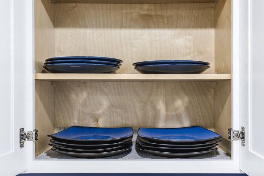 Building Photo - 1523 S East St