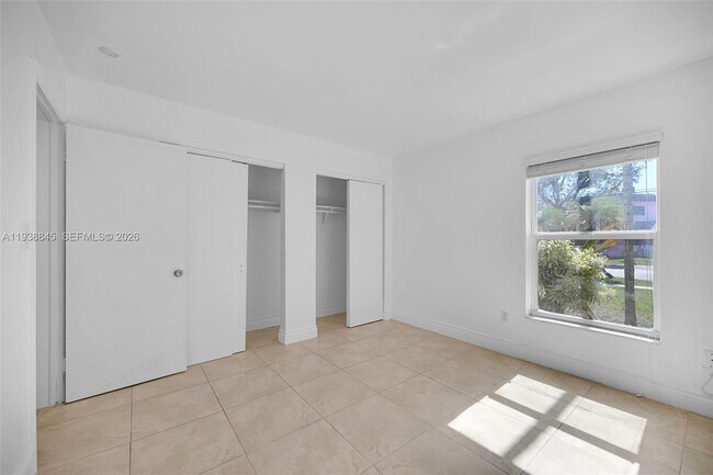 Building Photo - 7483 SW 82nd St