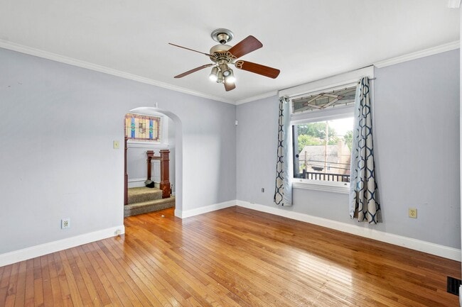 Building Photo - BLACK FRIDAY DEAL! SCORE 50% OFF 1ST MONTH'S RENT IF SIGNED BY NOV. 28! Stunning 4 bedroom home i...