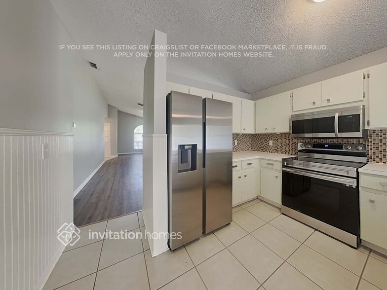 Building Photo - 1849 Coyote Pl