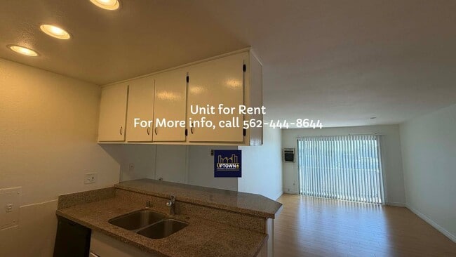 Building Photo - Condo - 1 Bedroom / 1 Bath - Long Beach