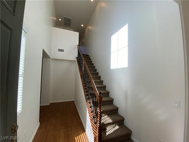 Building Photo - 11388 Newton Commons Dr