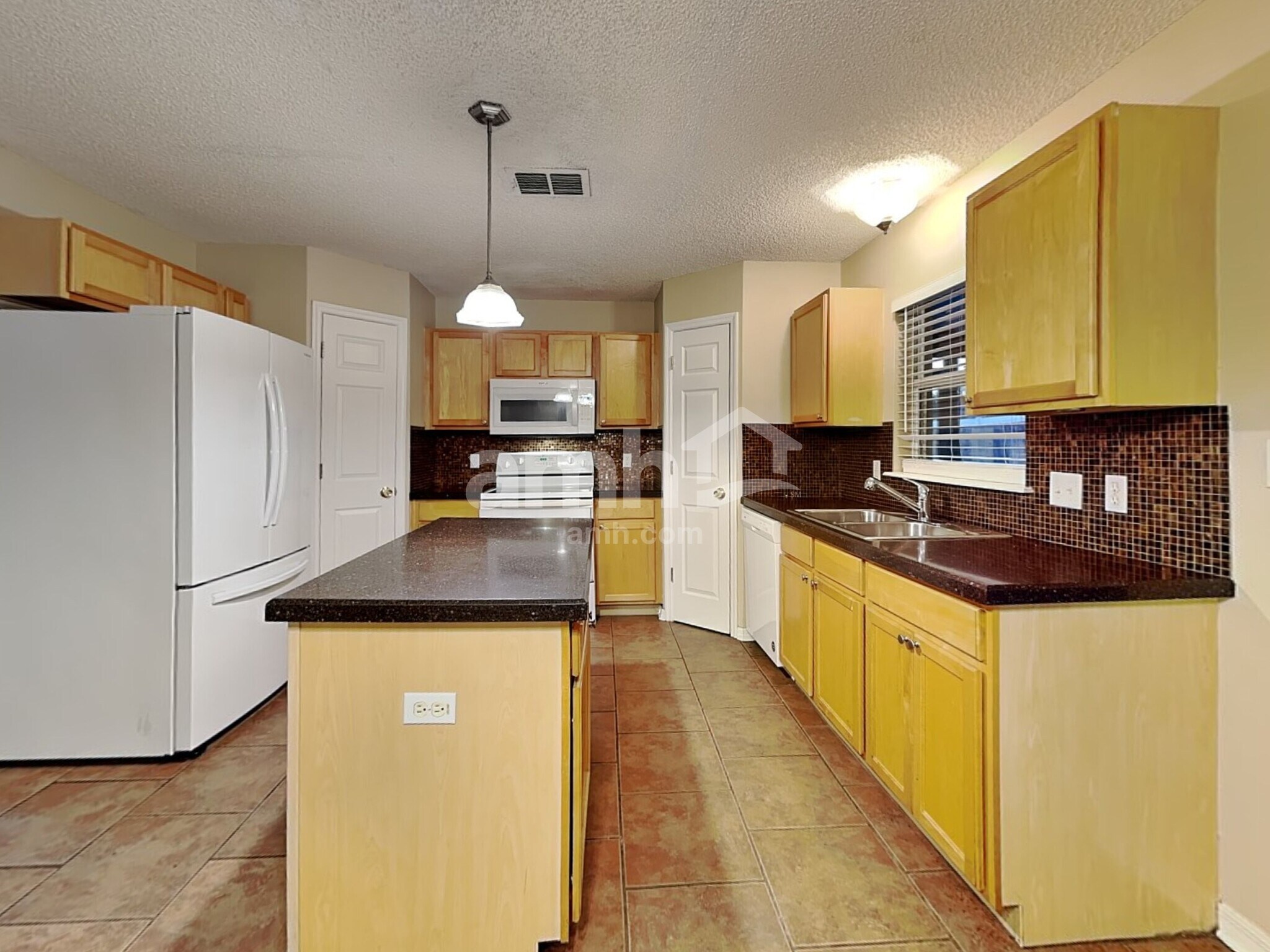 Building Photo - 1071 Royal Marquis Cir