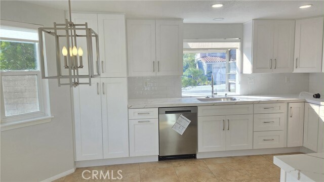 Building Photo - 24212 Davida